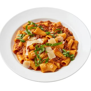 RIGATONI BOLOGNESE